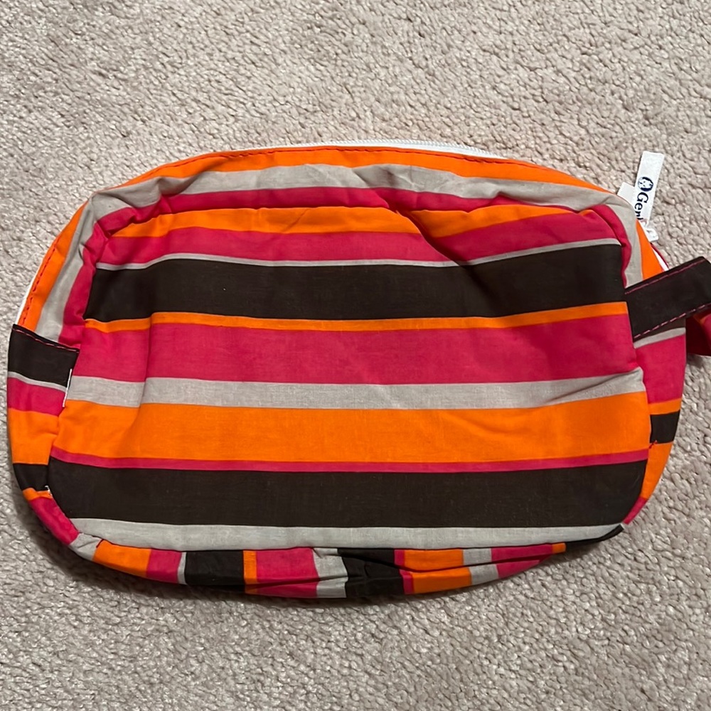 Gerber pouch for baby bottles